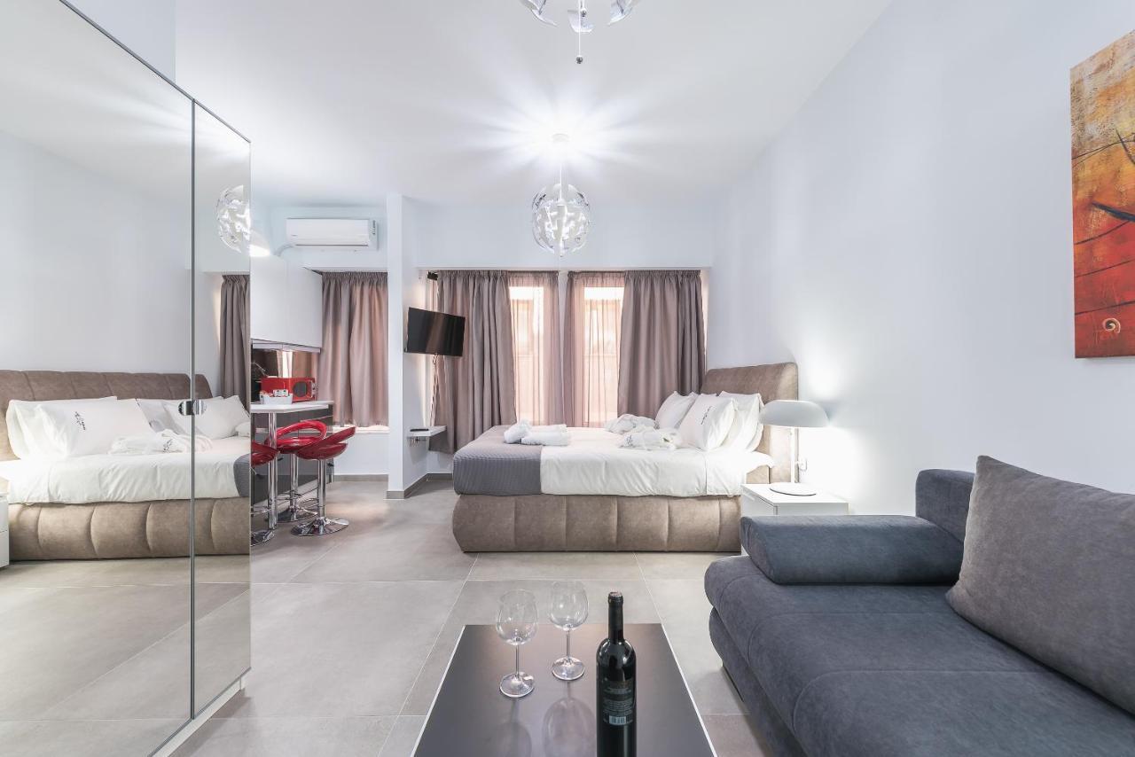 Iguana Gold Luxury Suites 1Min From Ermou Str Atény Exteriér fotografie