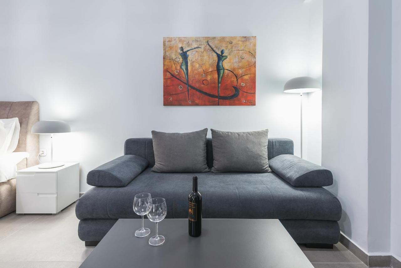 Iguana Gold Luxury Suites 1Min From Ermou Str Atény Exteriér fotografie