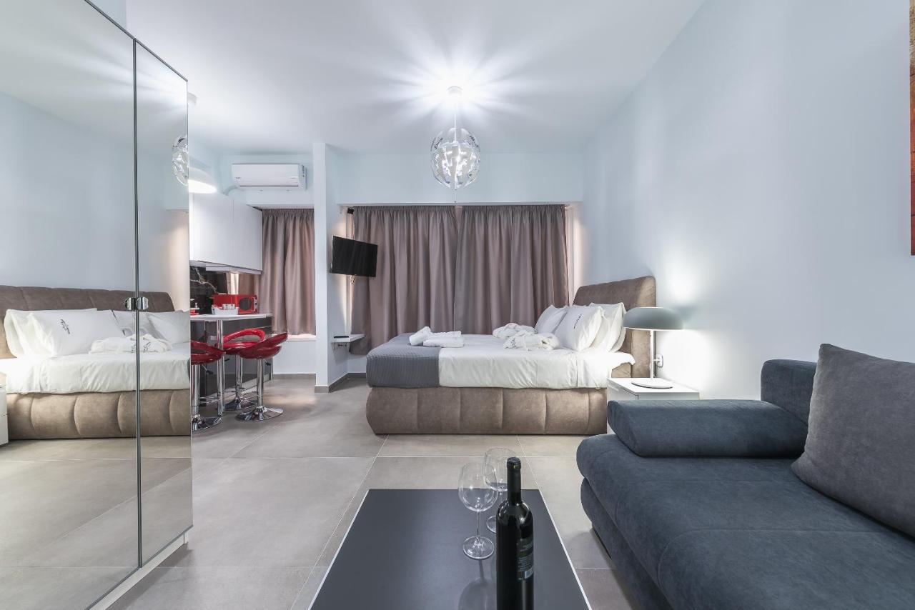 Iguana Gold Luxury Suites 1Min From Ermou Str Atény Exteriér fotografie